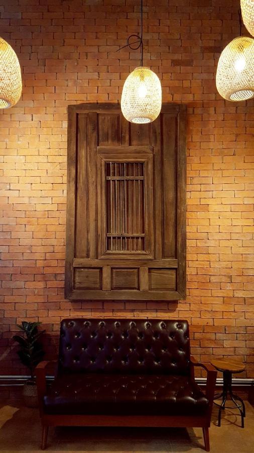 Bangpho Story Hostel Bangkok Ngoại thất bức ảnh