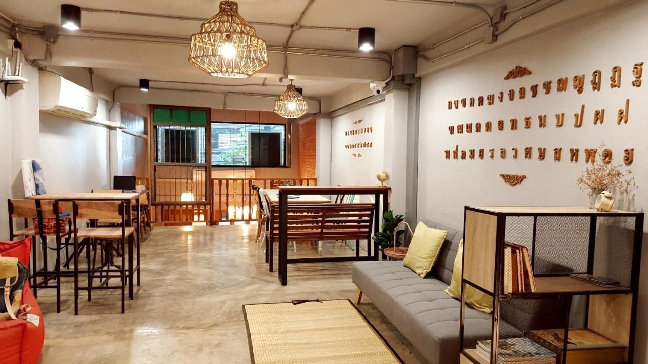 Bangpho Story Hostel Bangkok Ngoại thất bức ảnh
