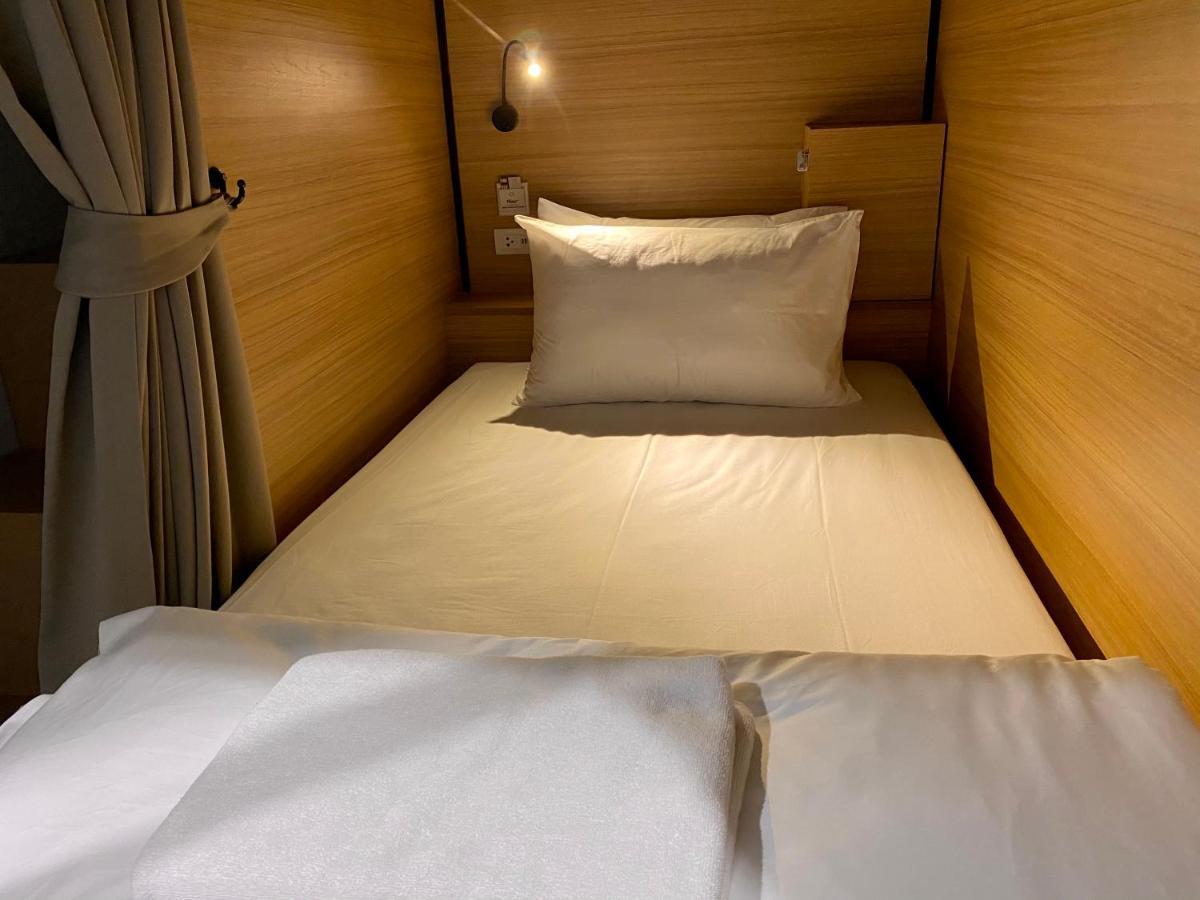 Bangpho Story Hostel Bangkok Ngoại thất bức ảnh