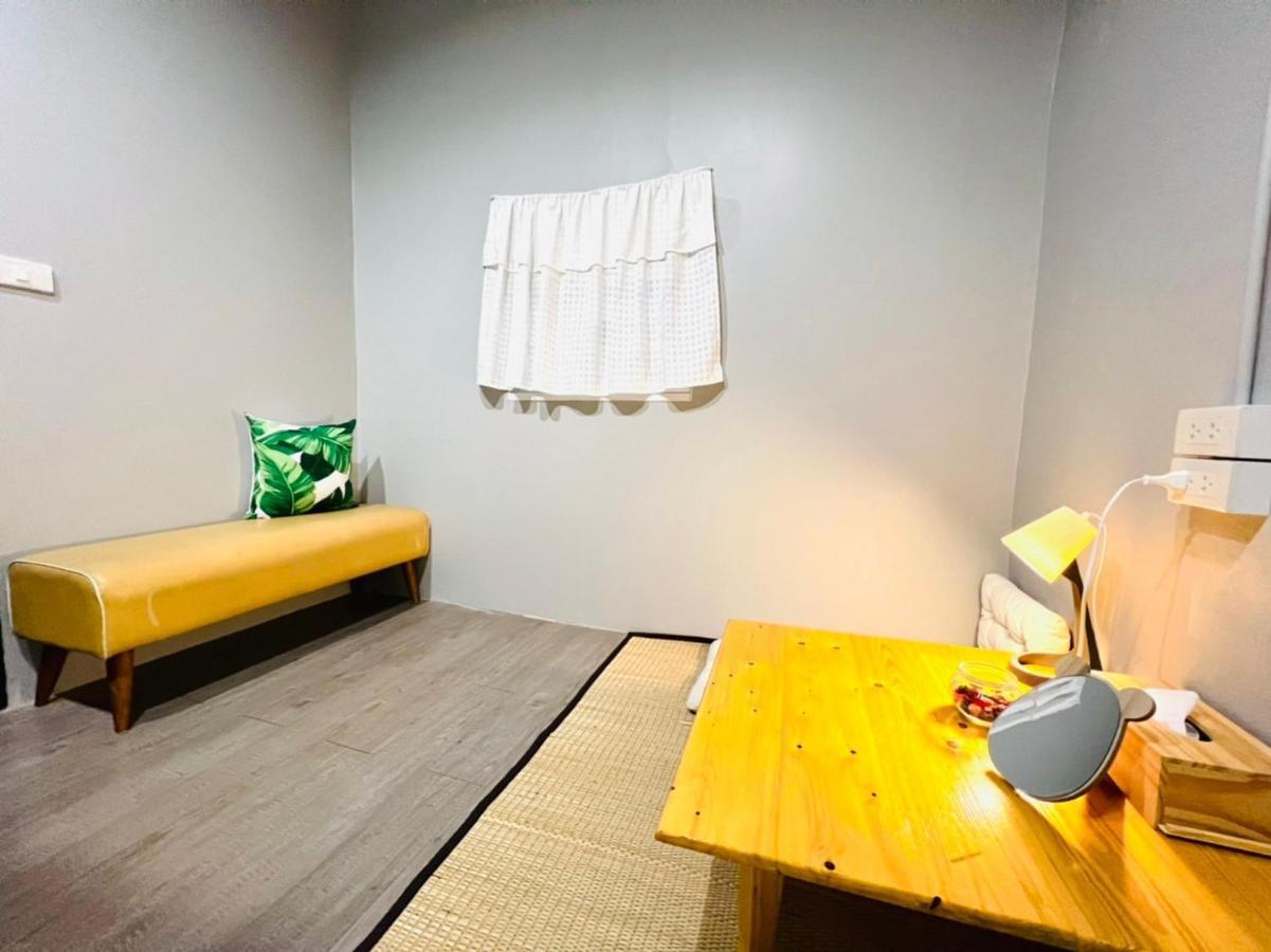 Bangpho Story Hostel Bangkok Ngoại thất bức ảnh