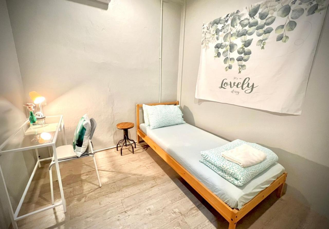 Bangpho Story Hostel Bangkok Ngoại thất bức ảnh