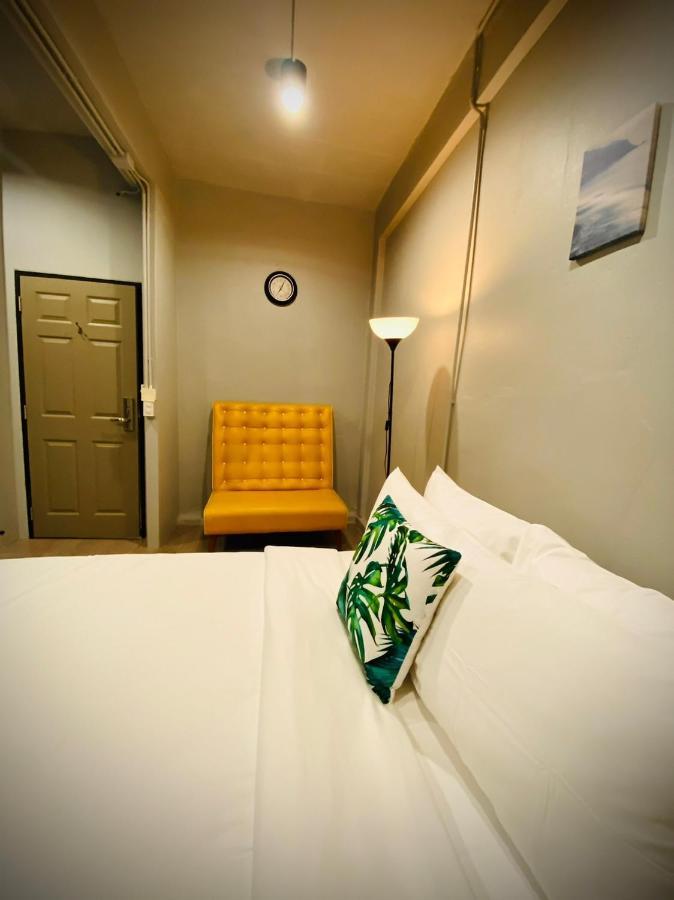 Bangpho Story Hostel Bangkok Ngoại thất bức ảnh